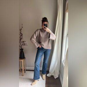 ABERCROMBIE Wedge Turtleneck Sweater